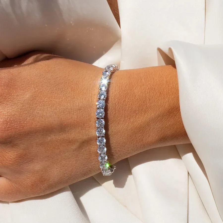 CharmGlow™ - Pulseira de Cobre com Zircônia | Elegância e Bem-estar